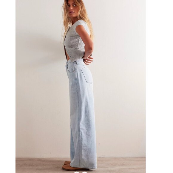 NWT Free People We The Free CRVY Gia Wide-Leg Jeans sz33 - Picture 3 of 12